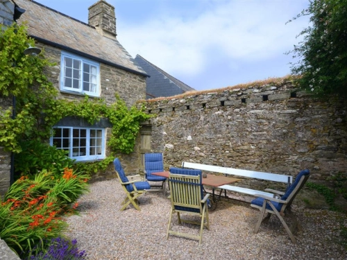 High House Farm East Wing, East Portlemouth, South Devon Image of High House Farm East Wing, East Portlemouth, South Devon